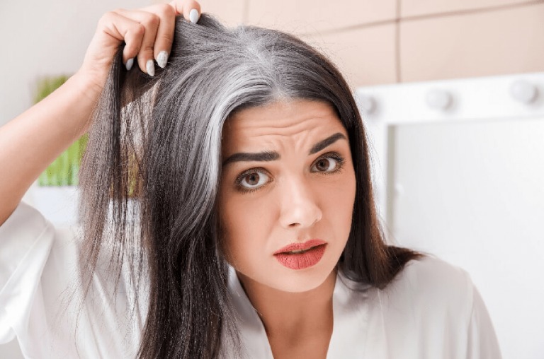 Suy nghĩ, lo lắng nhiều gây bạc tóc